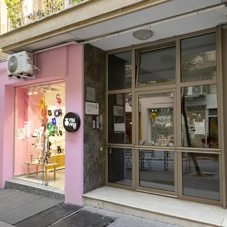 아파트 Delmare White