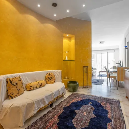 Delmare White Apartman