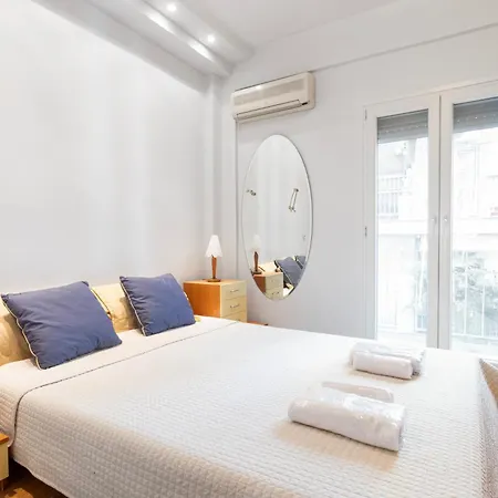 Delmare White Apartment Thessaloniki