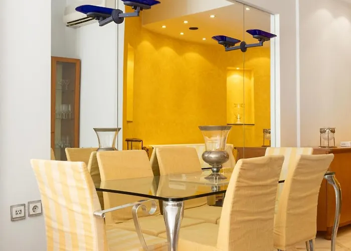 Delmare White Apartamento *